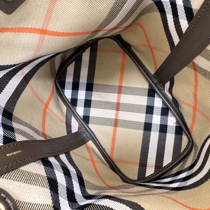 Bv*b*rry bucket bags